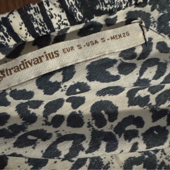 Stradivarius Gray White Abstract Aztec Patterned‎ Jumpsuit Size S Tribal Boho - Picture 7 of 7